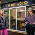 Cosily Creative Two-wheel Studio Arts
