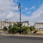 Does Hastings oppose 5G? News