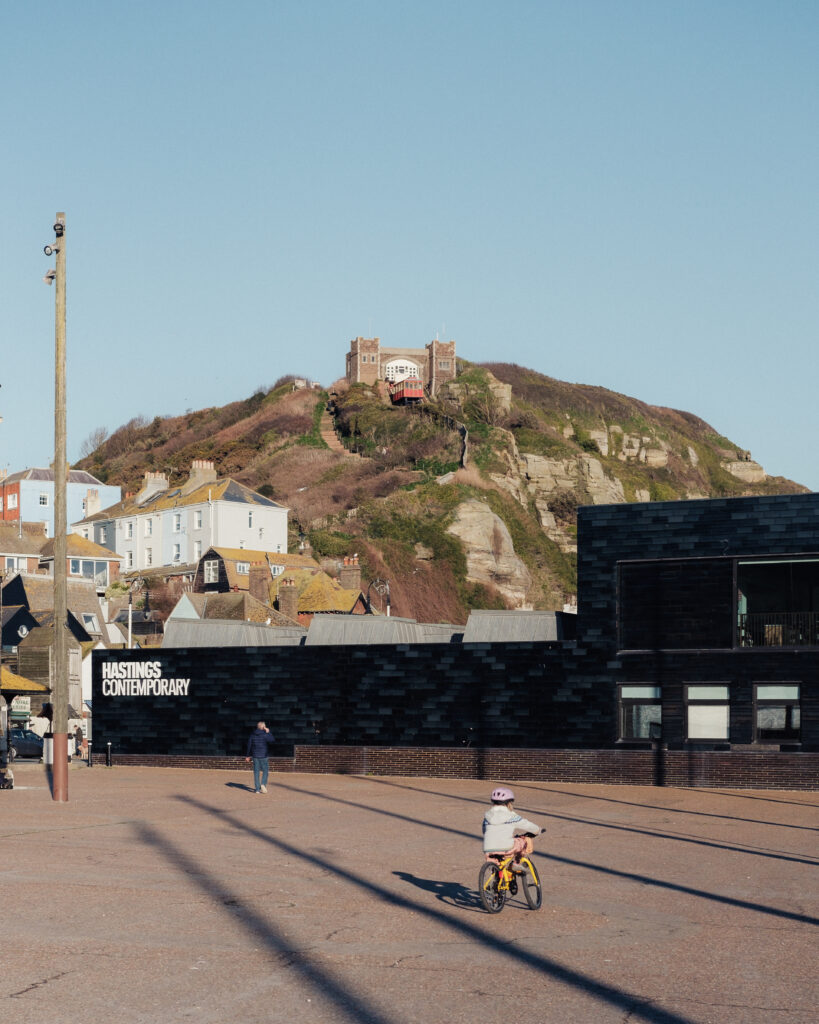 The current image has no alternative text. The file name is: ARTSHastings-Contemporary_photo-Euan-Baker-scaled.jpg