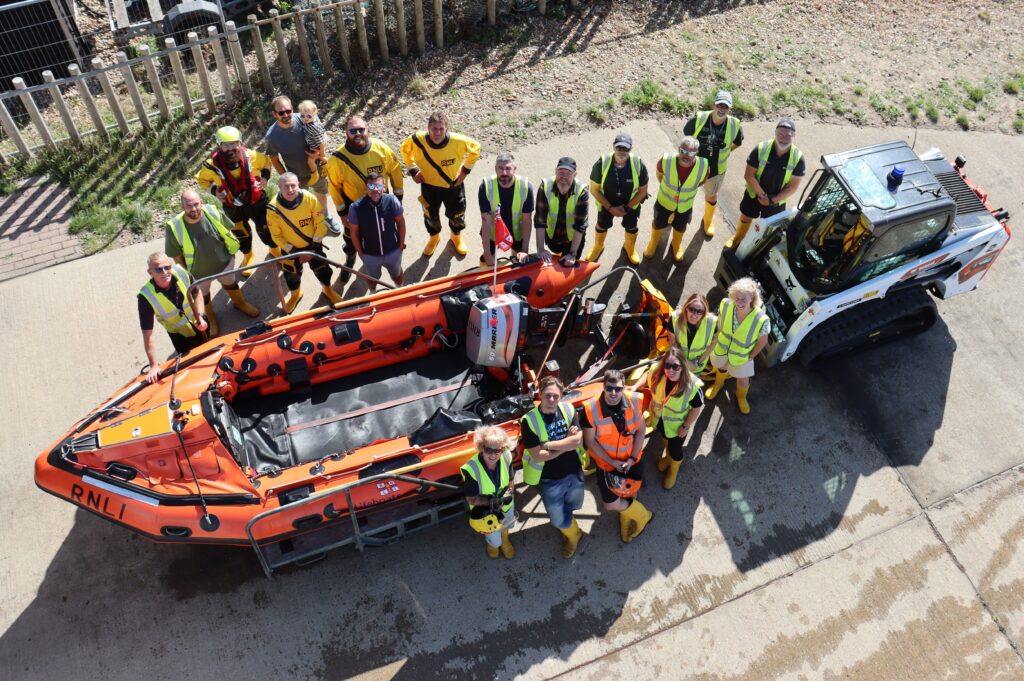 The current image has no alternative text. The file name is: COMMUNITY-CAPTION-RNLI-Hastings-celebrate-wonderful-weekend-passouts-CREDIT-Kevin-Boorman-scaled.jpg